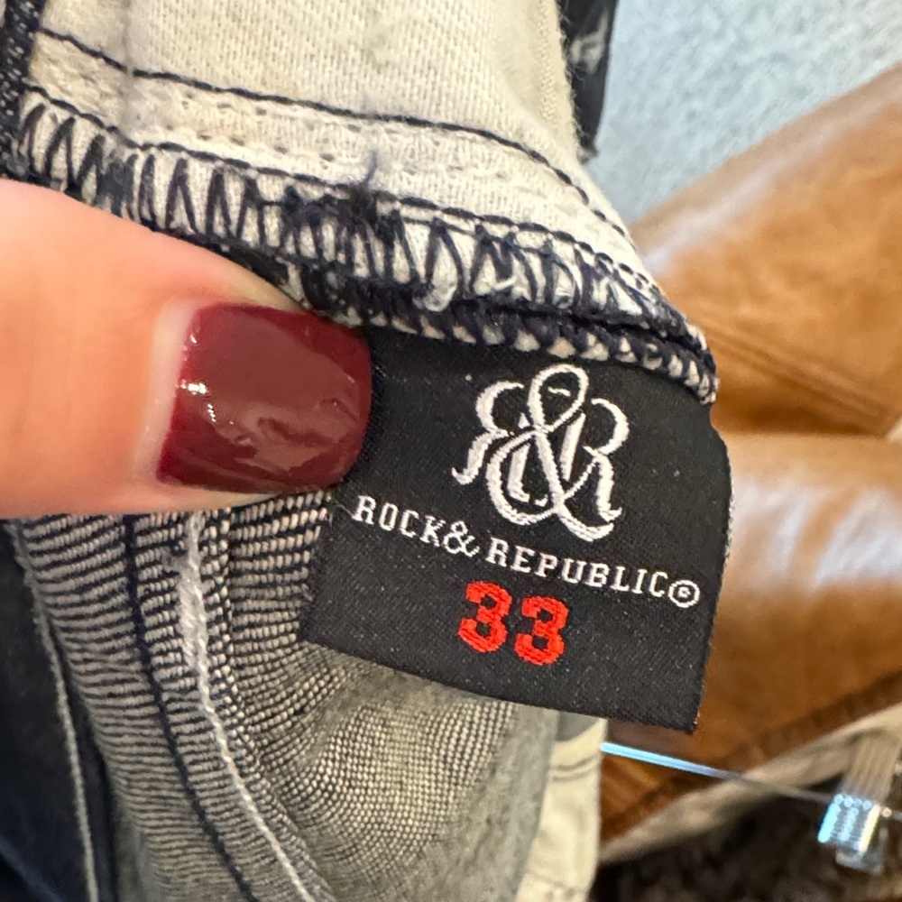 Rock & Republic Dark Wash Straight Jeans - Picture 7 of 7